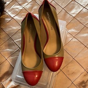 Arturo Chiang  shoes. Size 7 1/2. Leather upper. Worn a couple of times.